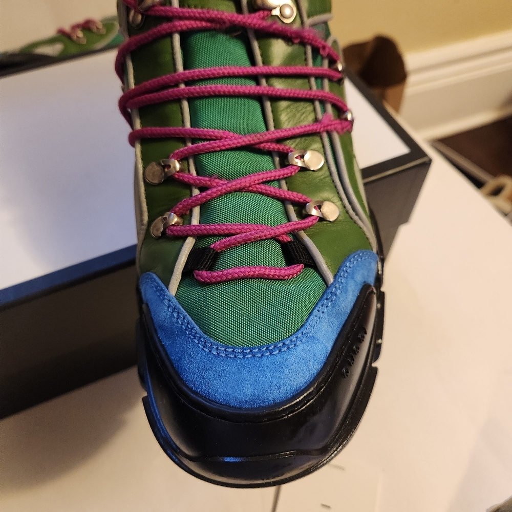 Gucci - Flashtrek Reflective Leather, Suede and Mesh Sneakers - Multi 9 BNWB - Picture 11 of 13